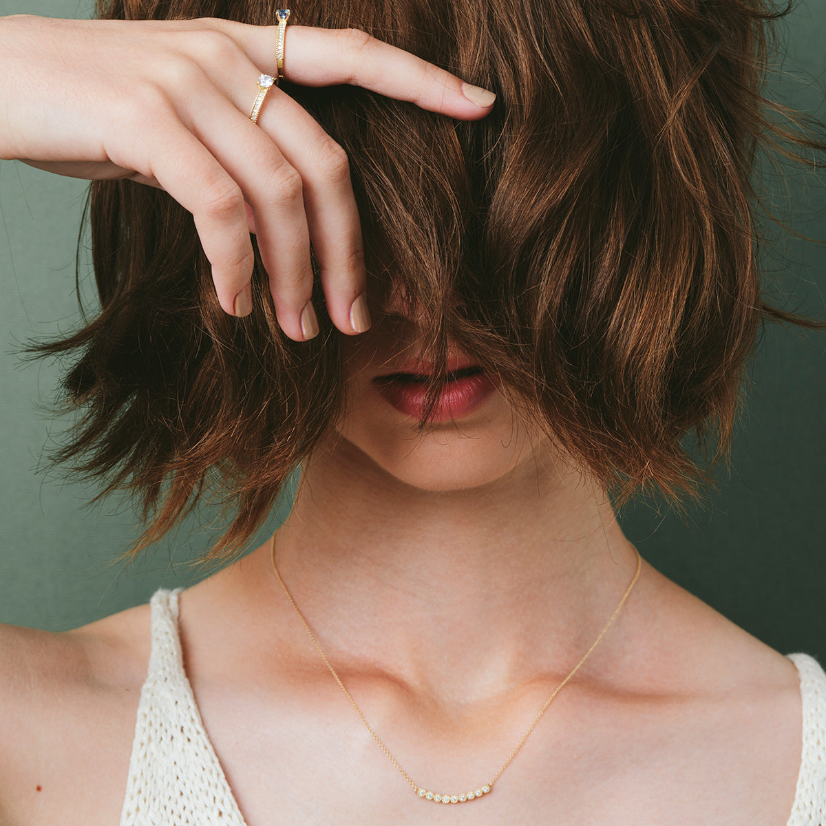 A special solitaire gold ring studded with sapphires