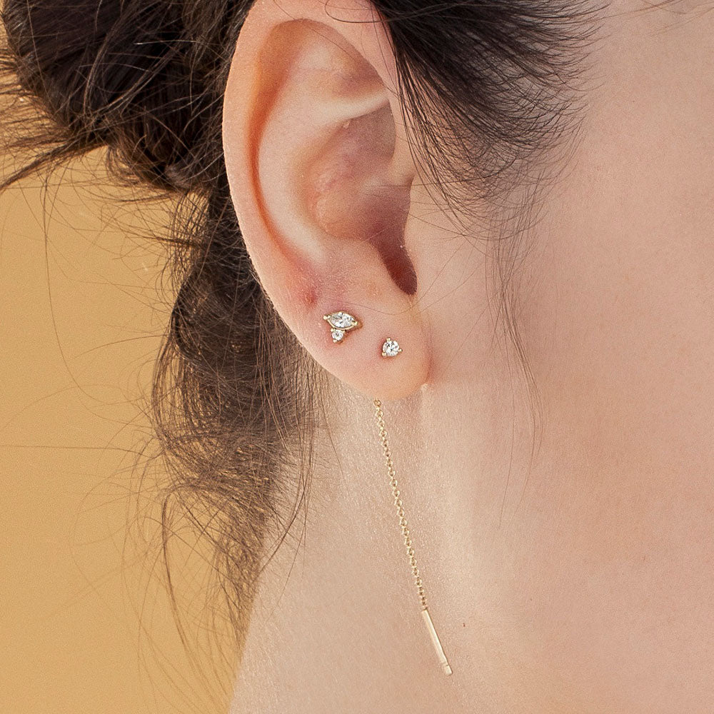 Special attached diamond earrings in marquise cut (14 points) and circle