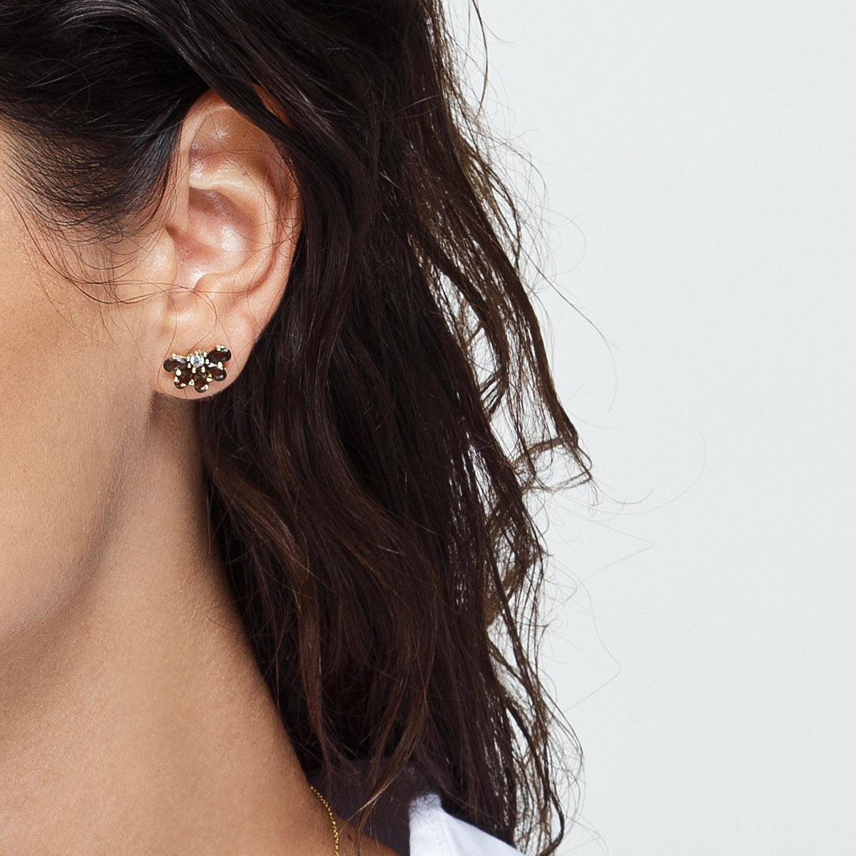 Gold earrings with diamonds and smoky quartz