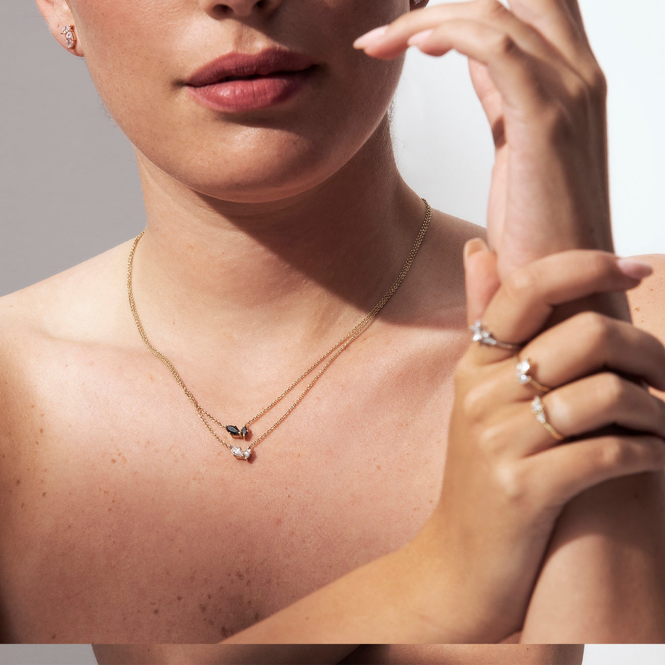 A special gold ring set with marquise-cut laboratory diamonds