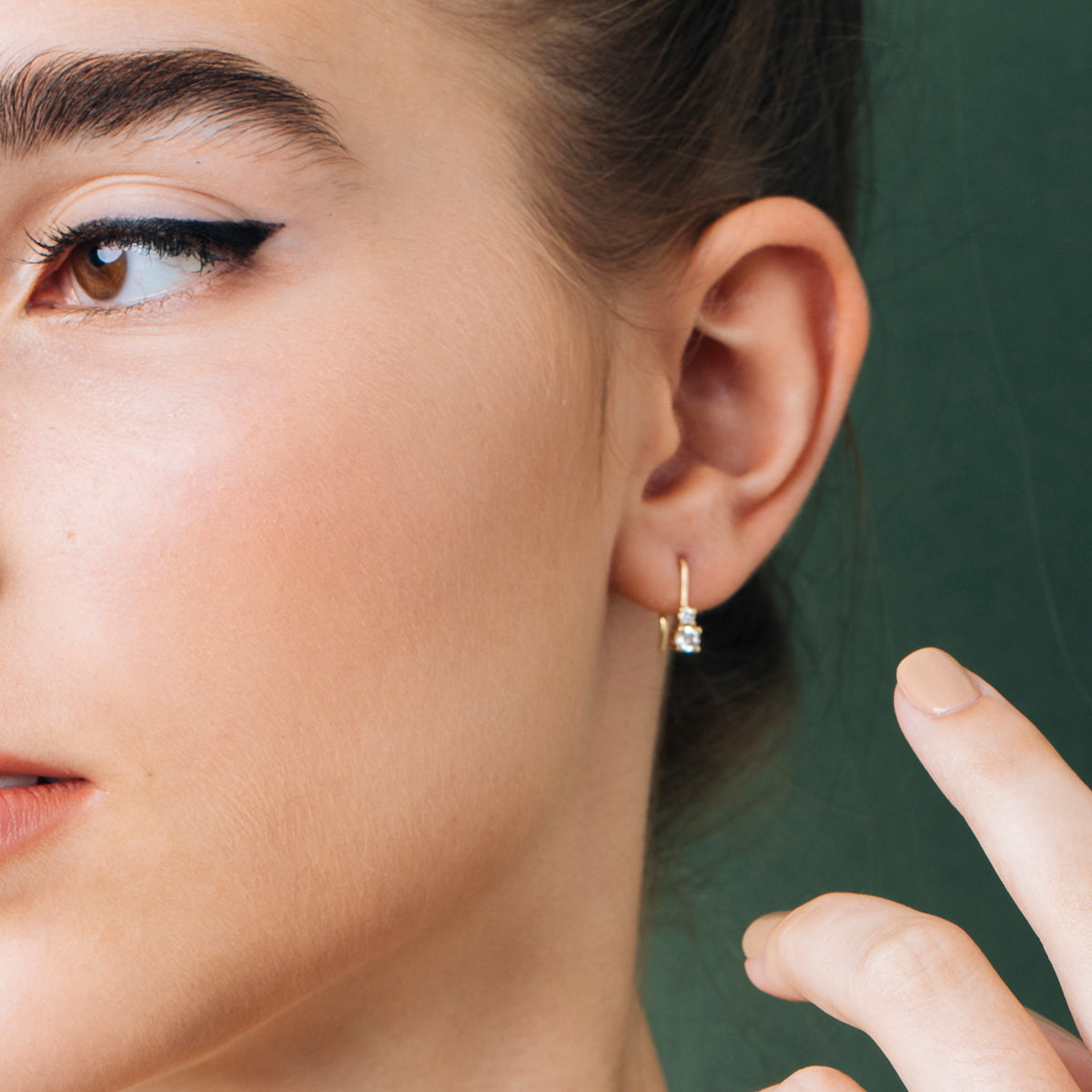 Dangling lab diamond earrings