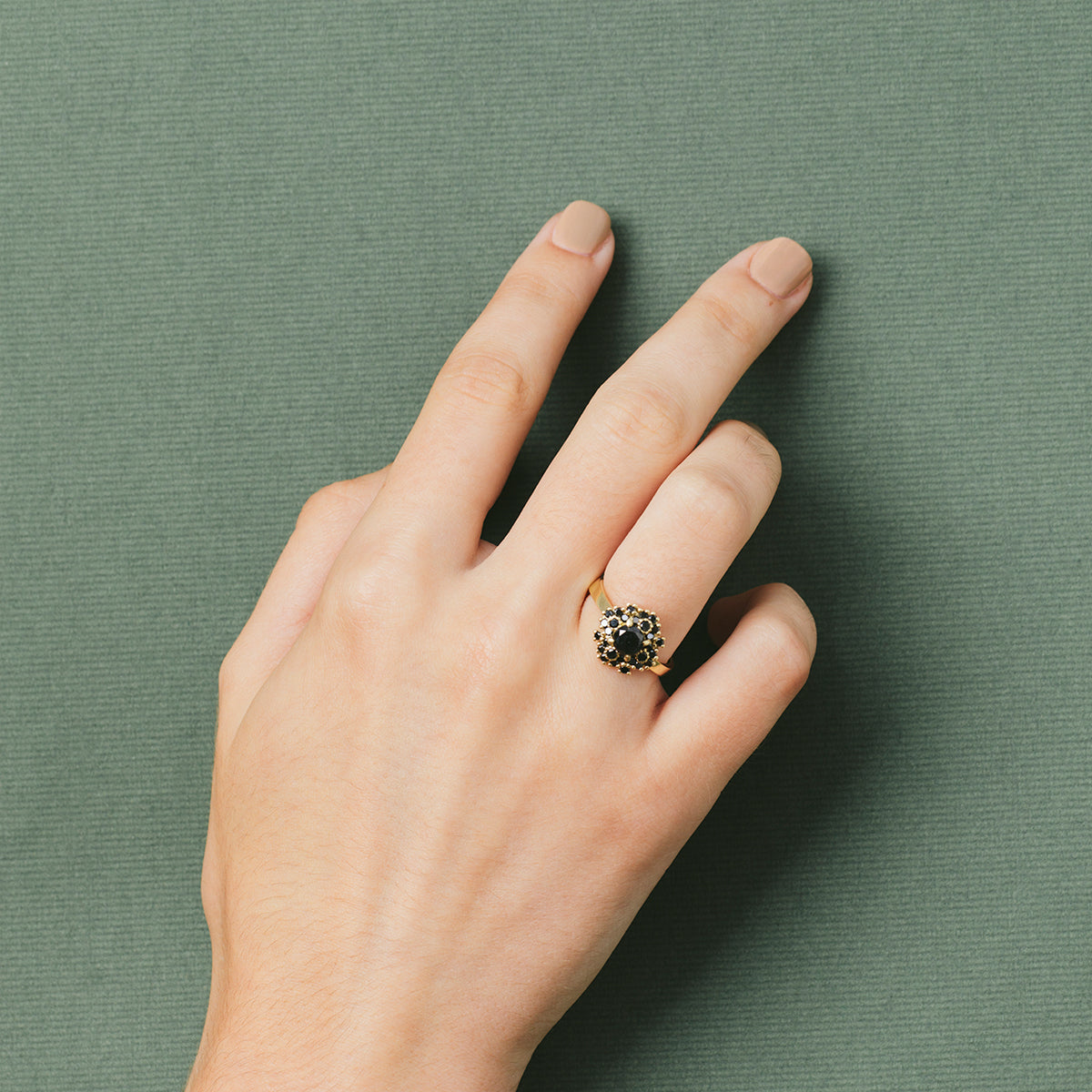 An impressive and special black diamond ring