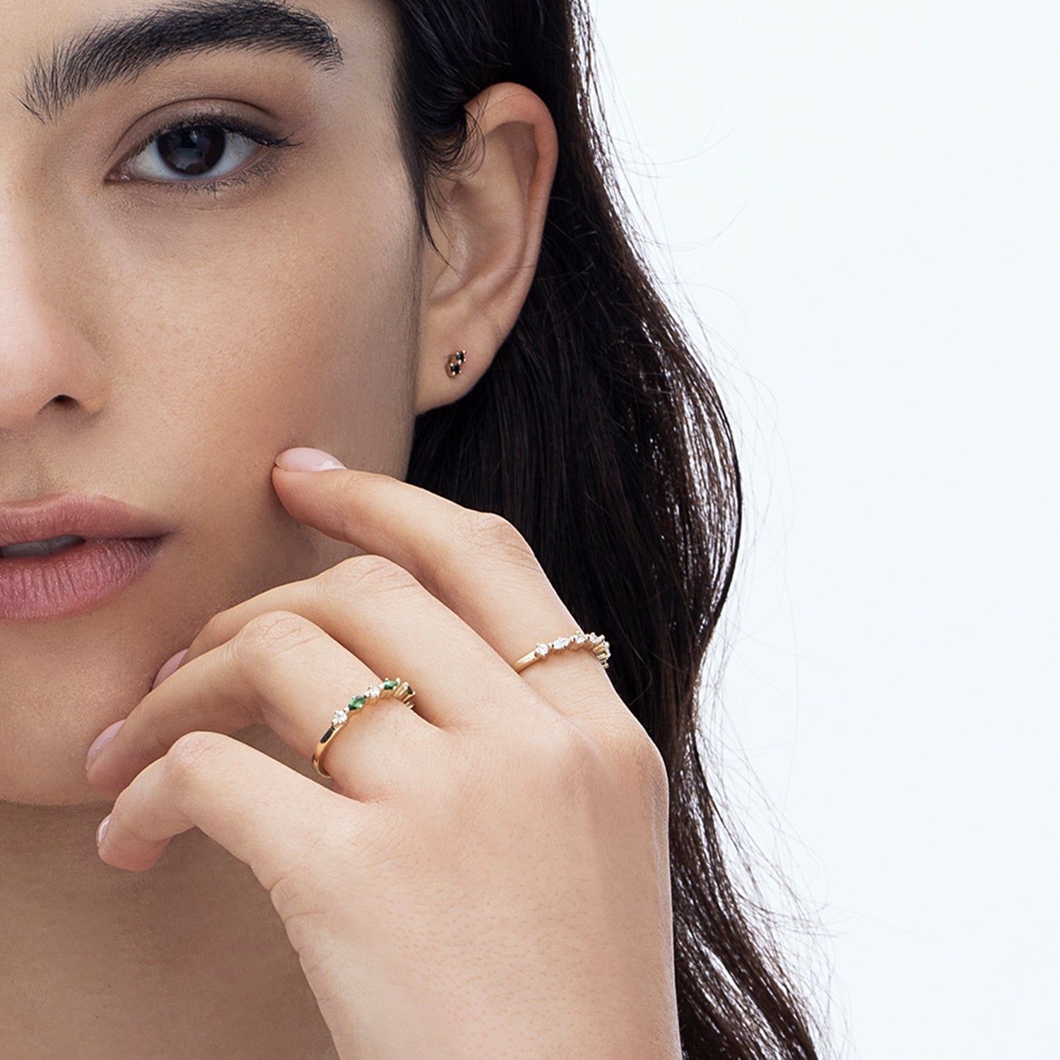 Gold ring with marquise-cut semi-eternal diamonds and round diamonds