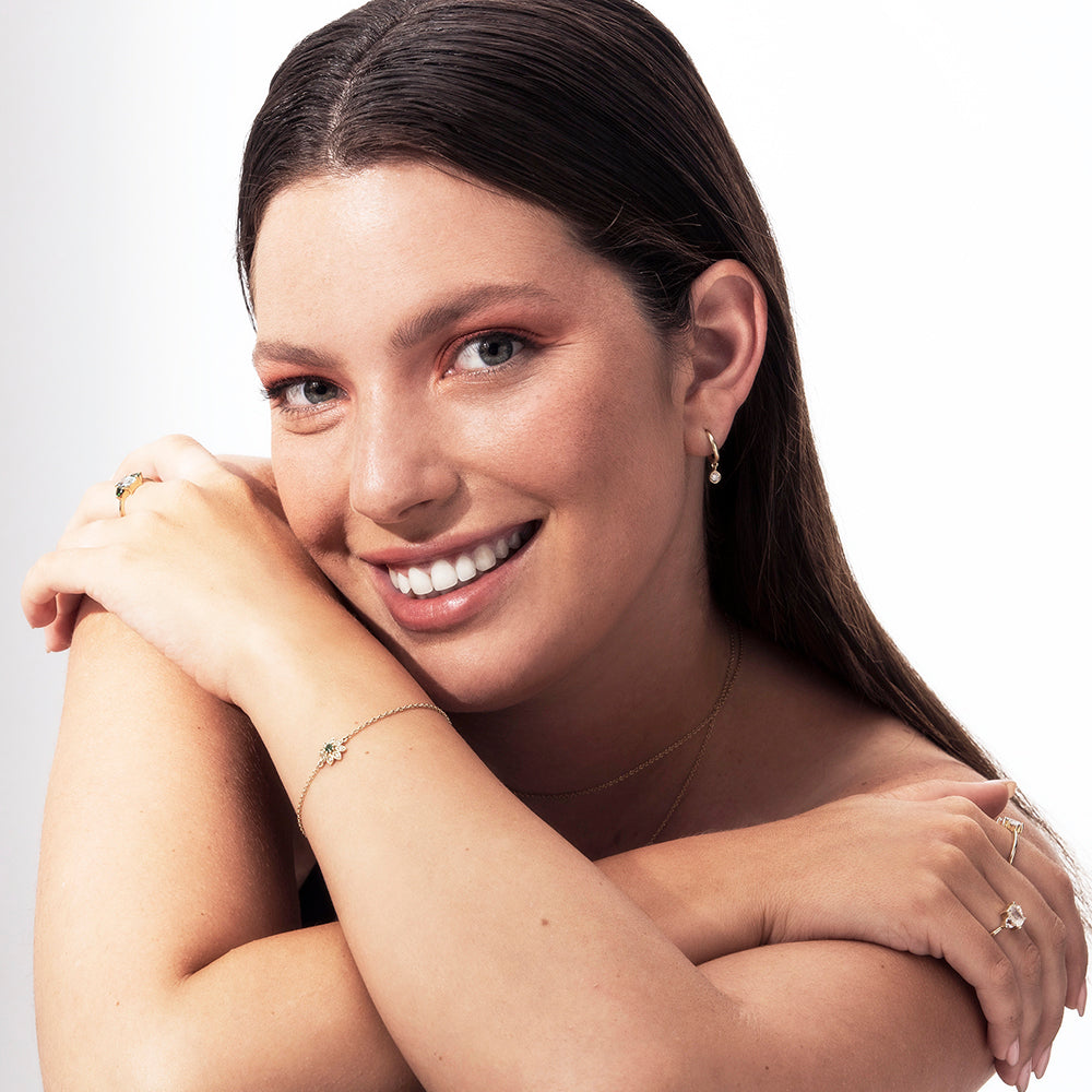 Gold hoop earrings with diamonds 20 points (total)