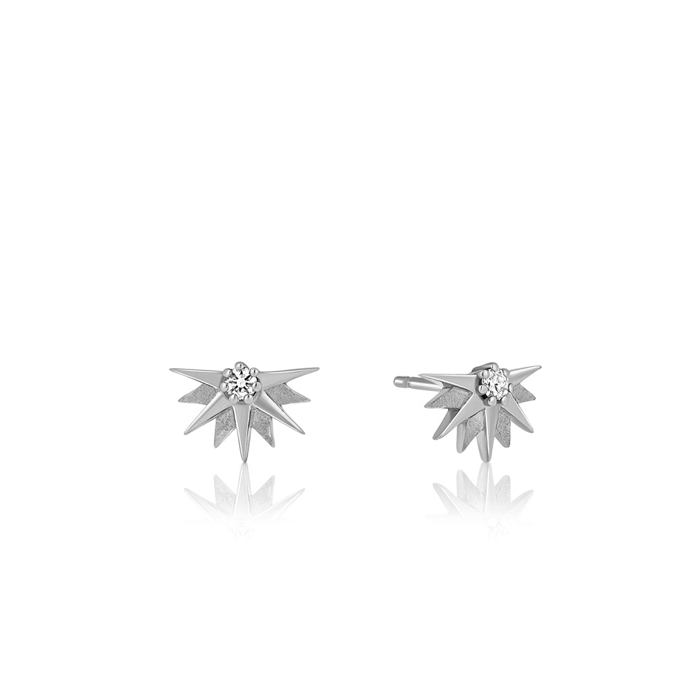 Close-fitting half-sun earrings studded with laboratory diamonds