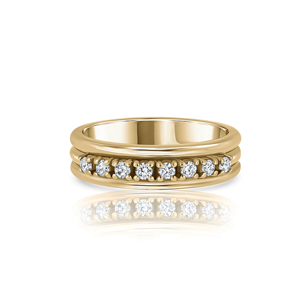 A wide gold ring set with 9 laboratory diamonds
