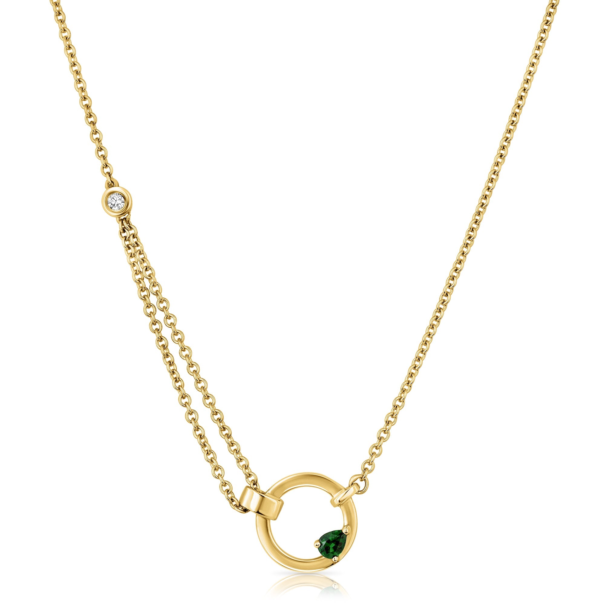A thick, asymmetric and special gold chain, with a modern and impressive design. Set with tourmaline and diamond