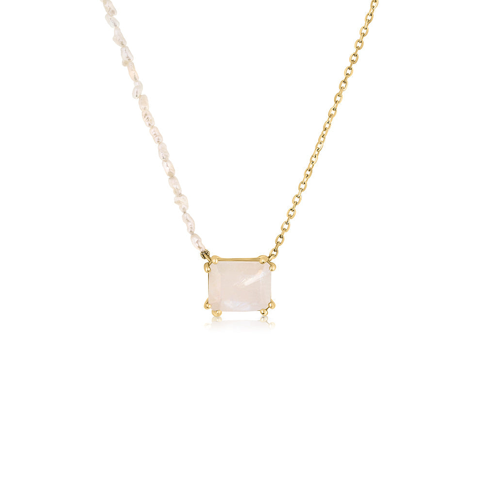 Gold necklace inlaid with moonstone, gold and pearls