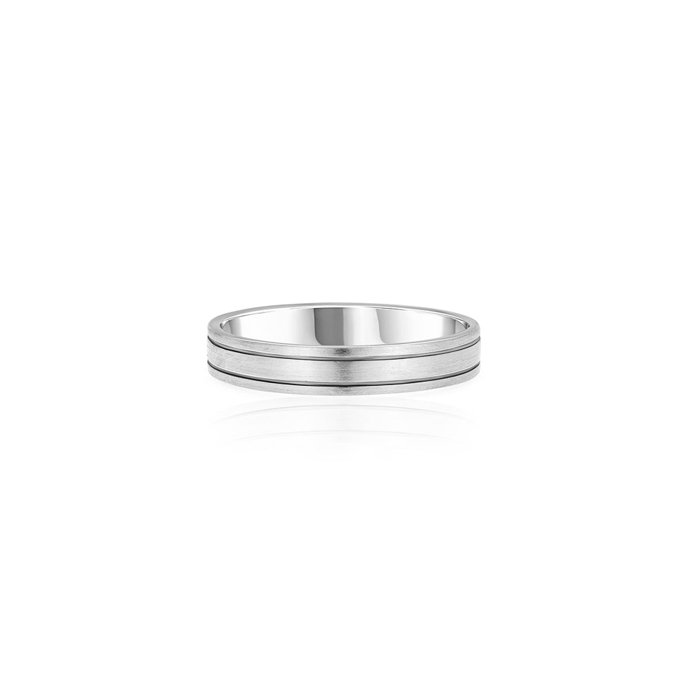 Flat wedding ring 4 mm wide with two engraved stripes