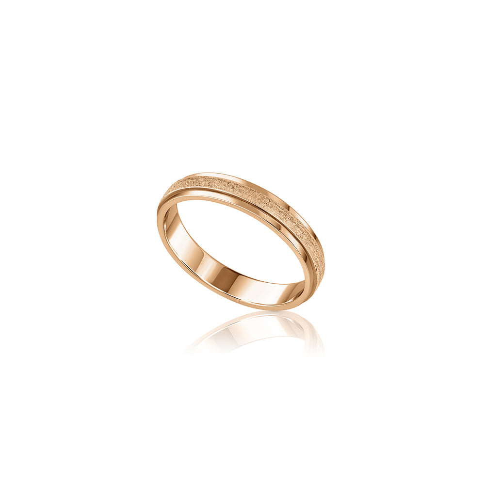 Flat wedding ring 4 mm wide with a prominent band