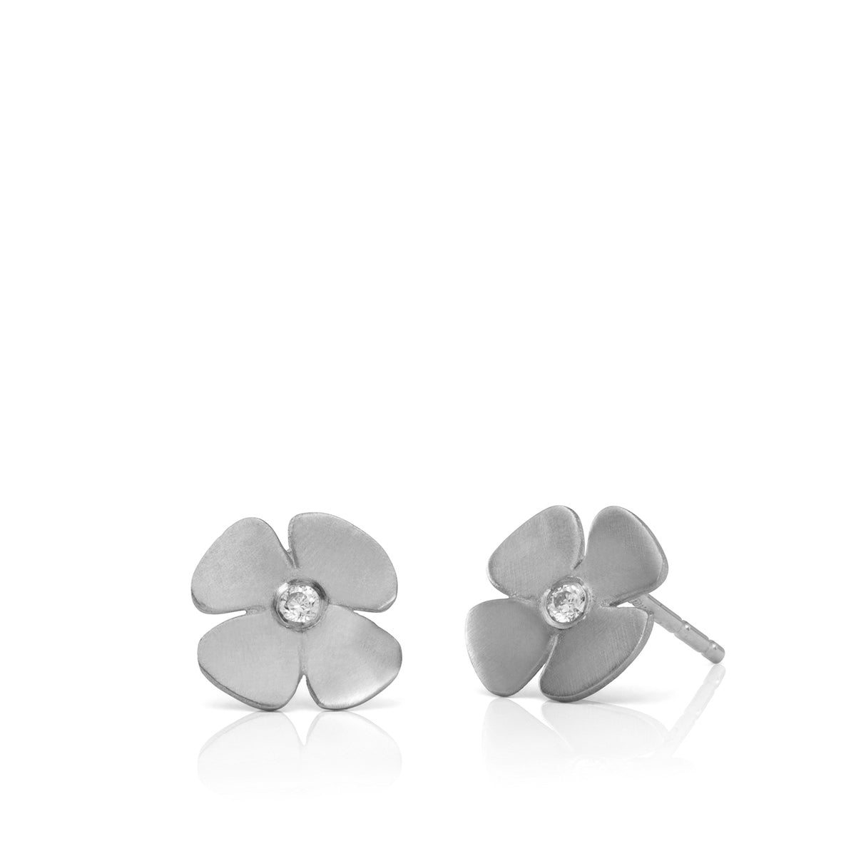 Gold studded flower earrings