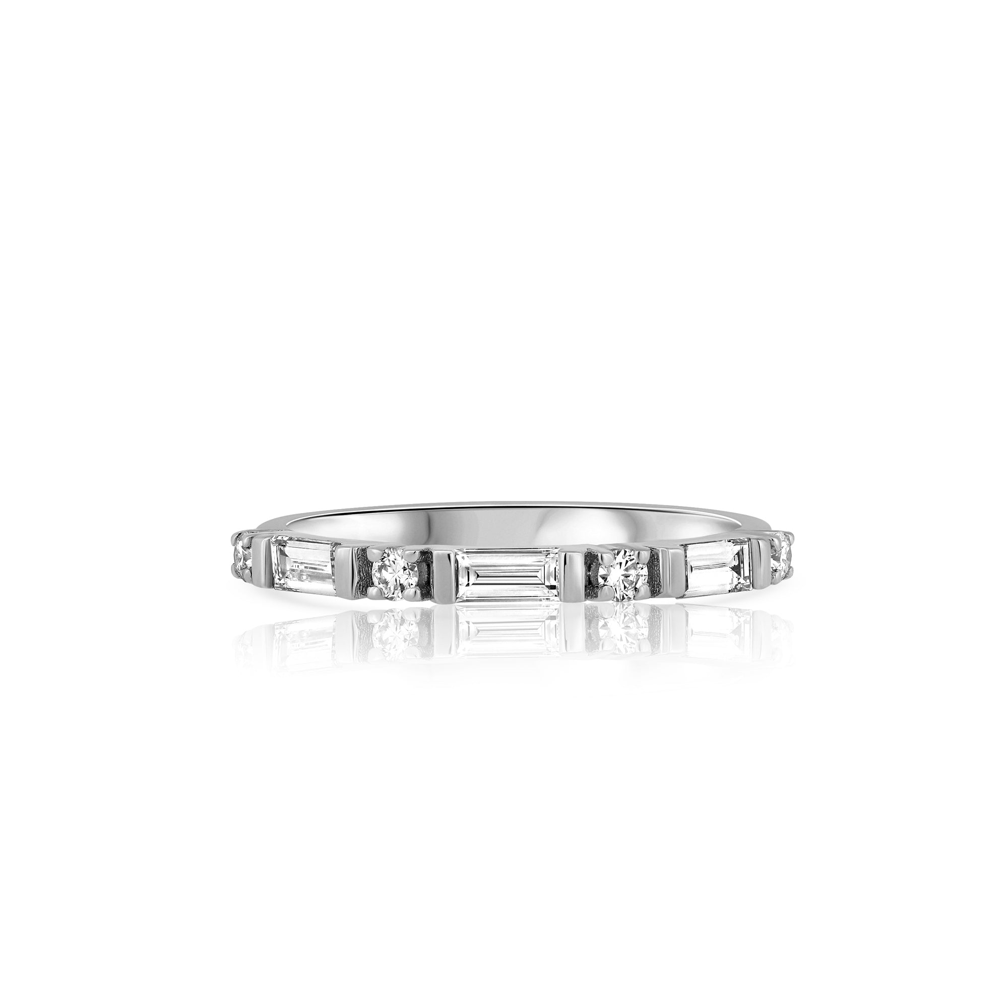 Baguette-cut semi-internet laboratory diamond ring