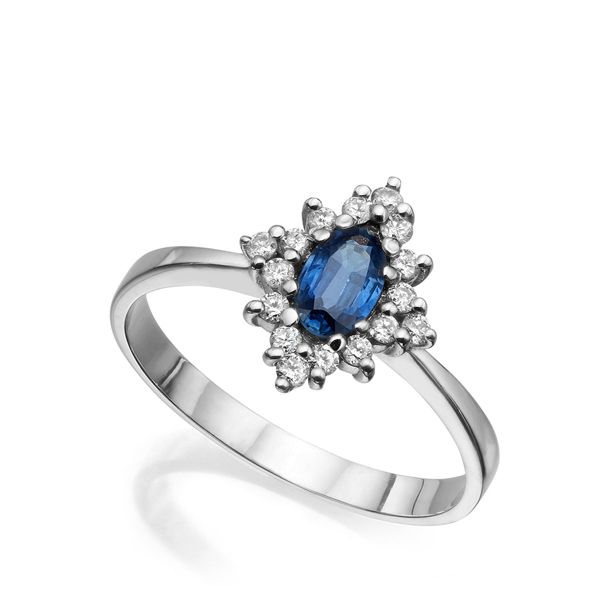 Vintage style gold ring, blue sapphire and diamonds