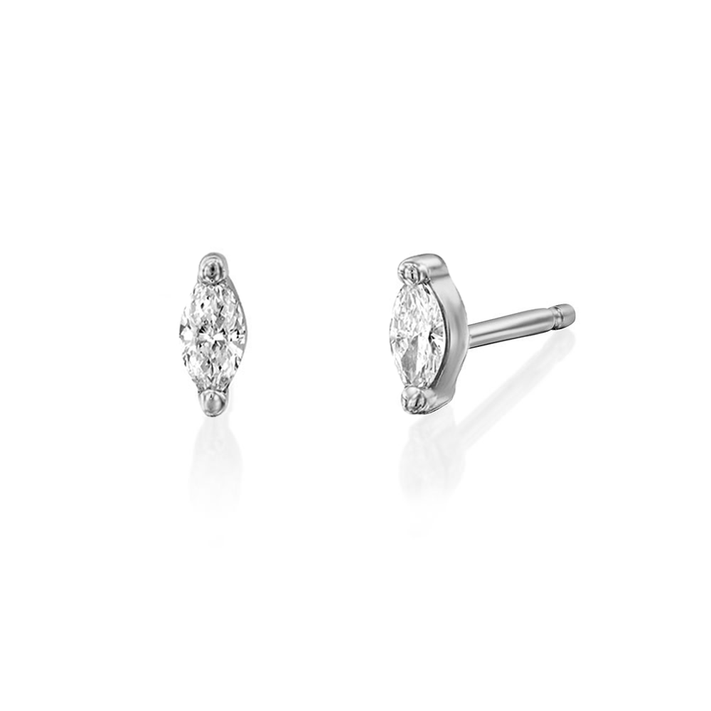 Marquise-cut diamond earrings (14 points) with teeth inlay