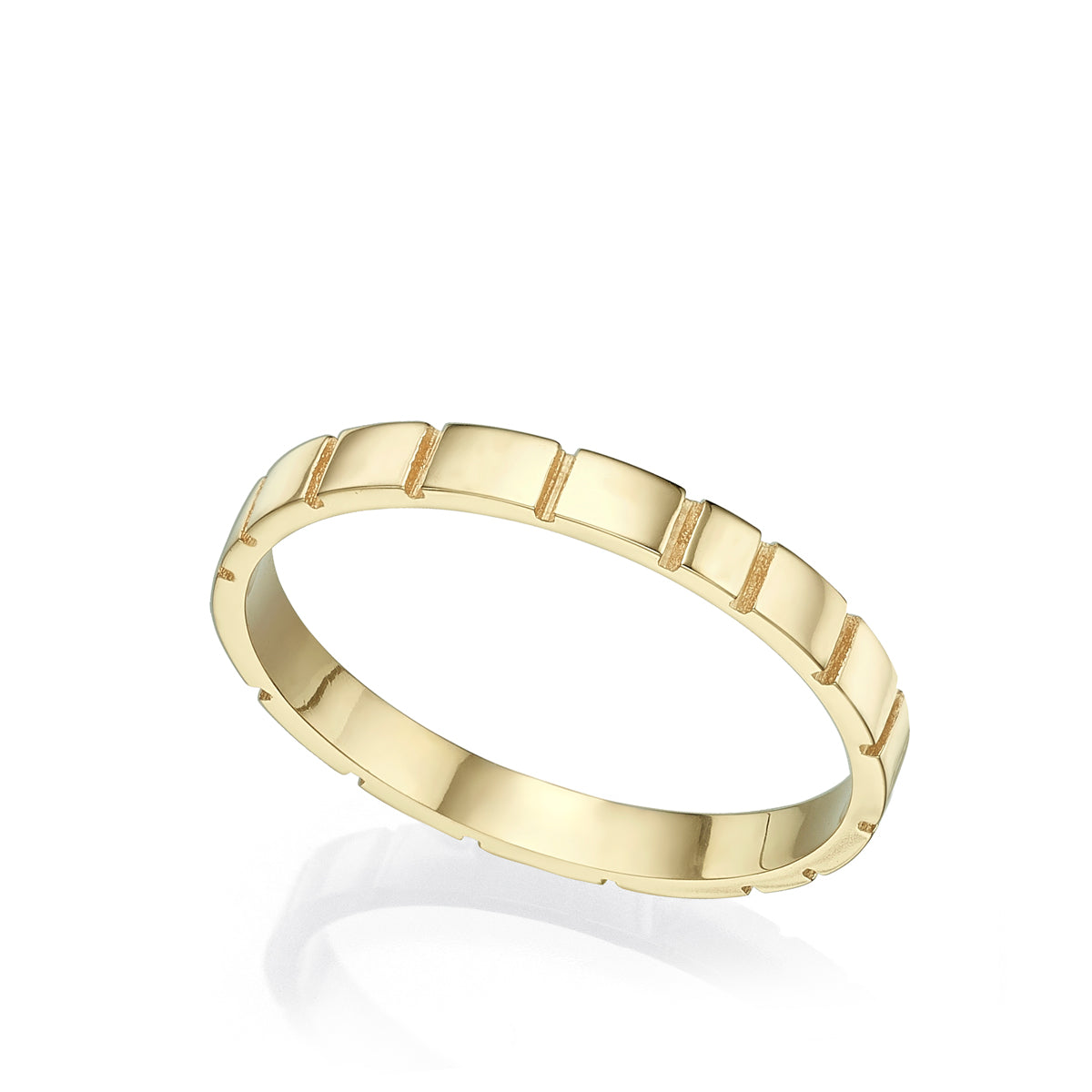 Narrow wedding ring with grooves