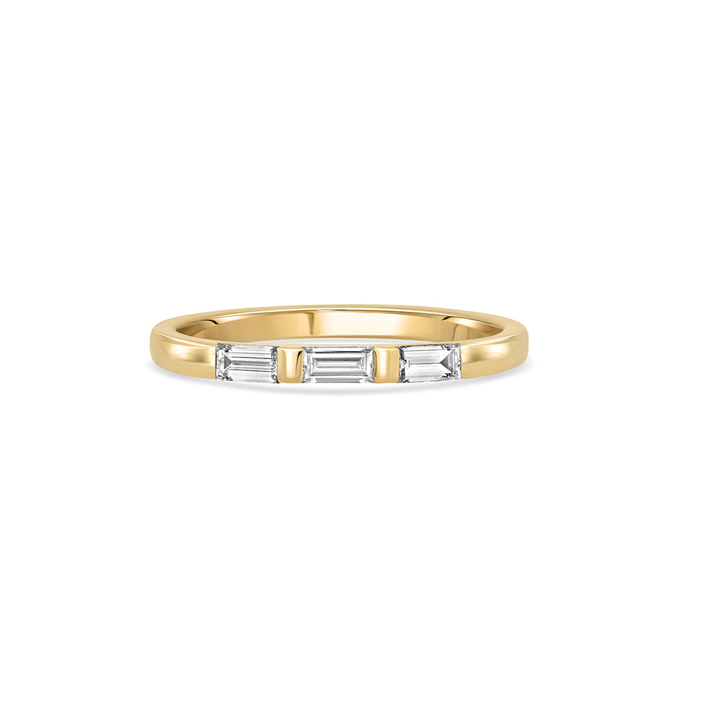 Thin flat gold ring set with 3 baguette-cut laboratory diamonds