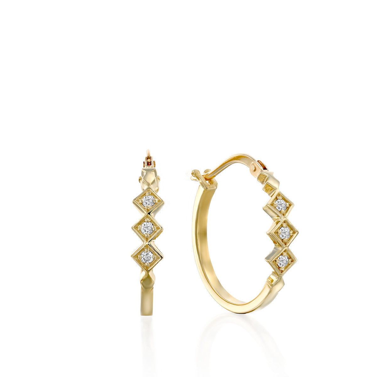 Vintage style gold hoop earrings set with 6 diamonds