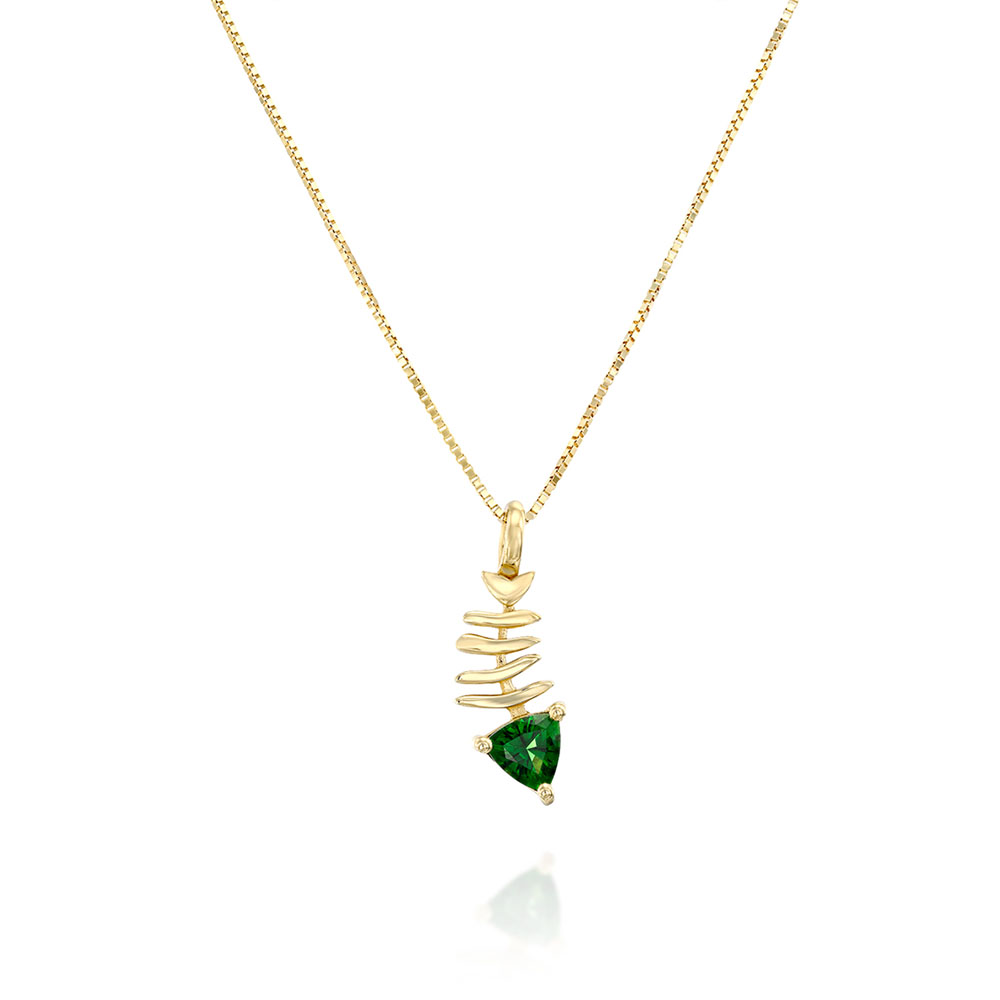Gold necklace with fish pendant inlaid with tourmaline