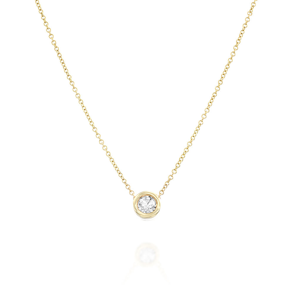 Gold necklace with a 0.20ct cup-set diamond pendant