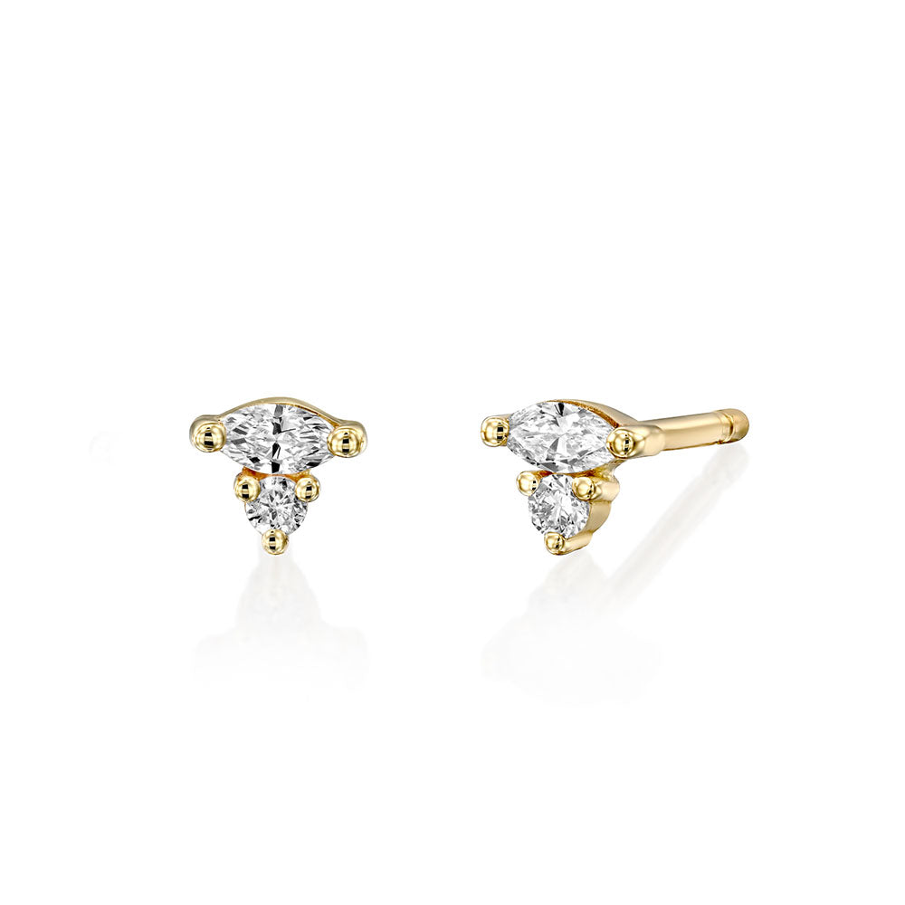 Special attached diamond earrings in a marquise cut (5 points) and a circle
