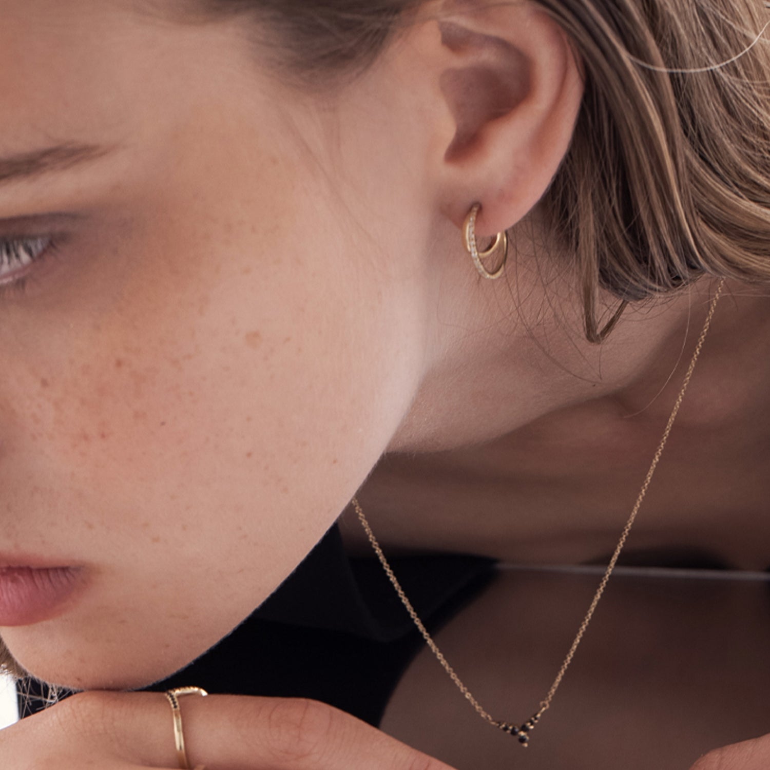 Special double hoop earrings studded with diamonds