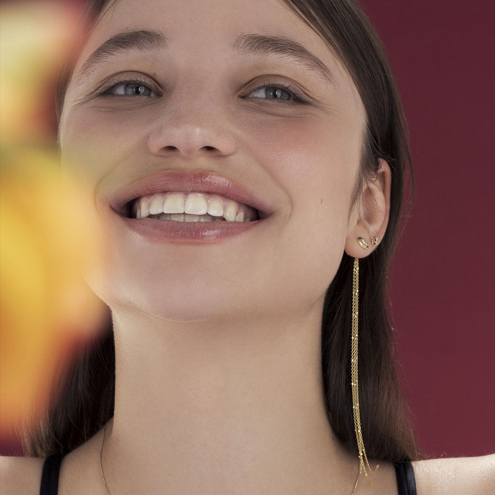 Marquise-cut diamond earrings (14 points) in cup setting