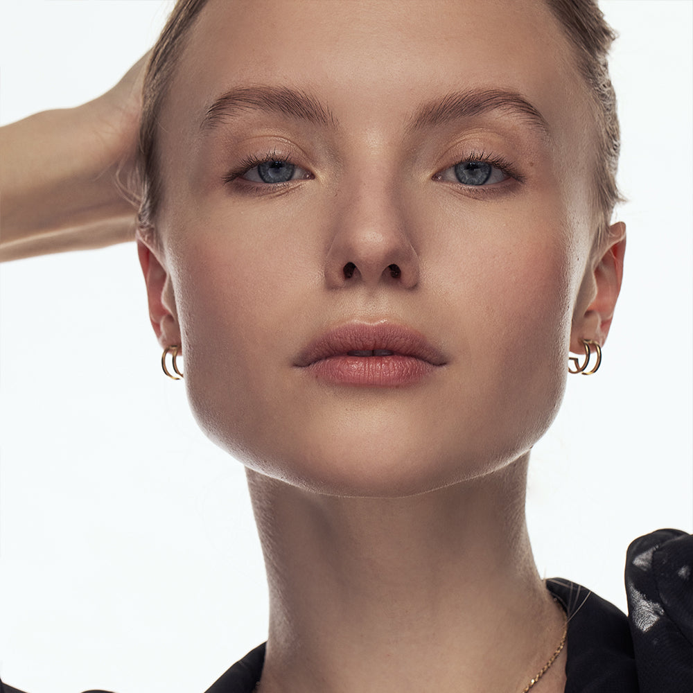 Double gold hoops for man and woman