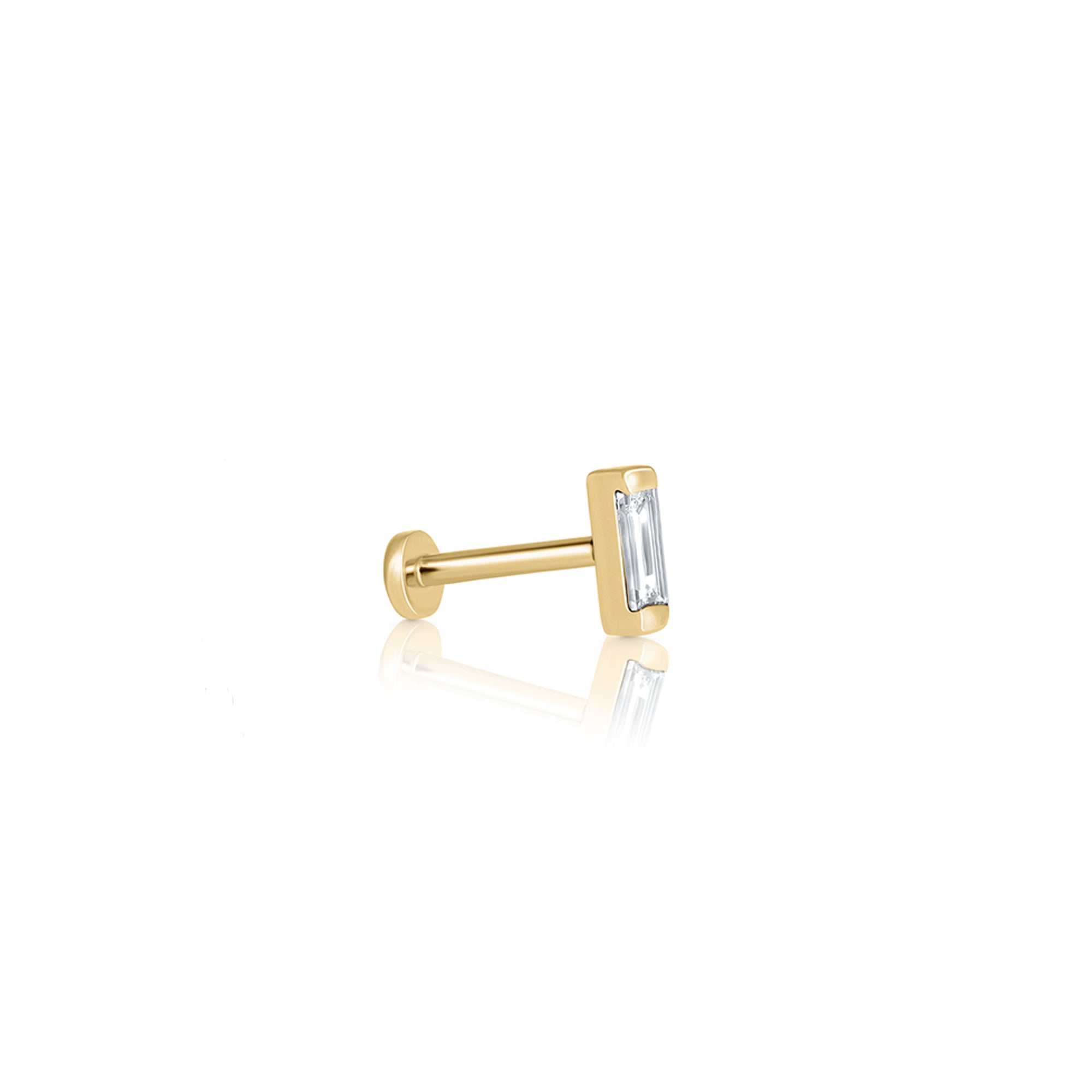 Helix / tragus gold in a special design with a baguette-cut laboratory diamond inlay