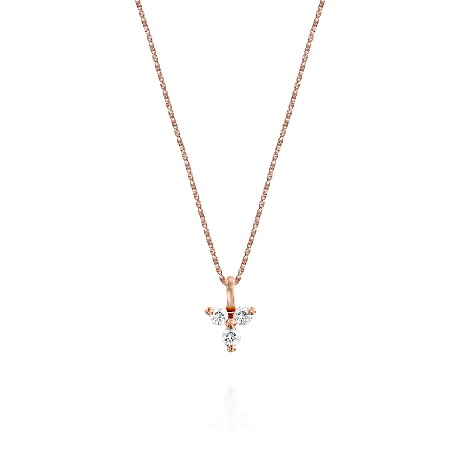 Fine gold necklace with a pendant and 3 diamonds in the shape of a flower