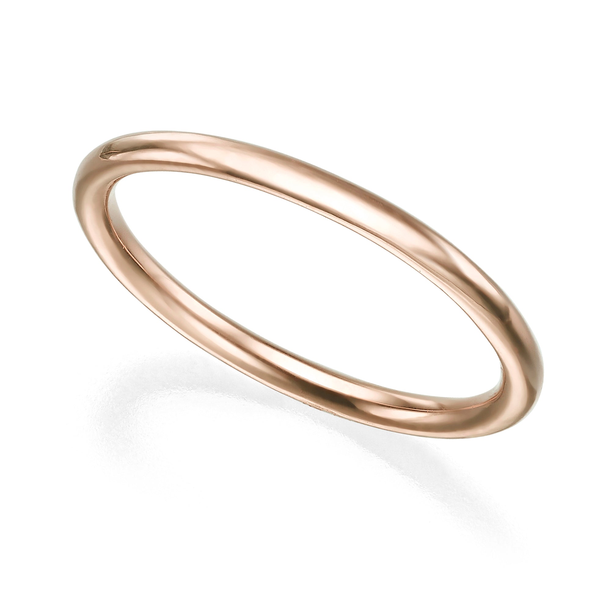 Thin round gold ring