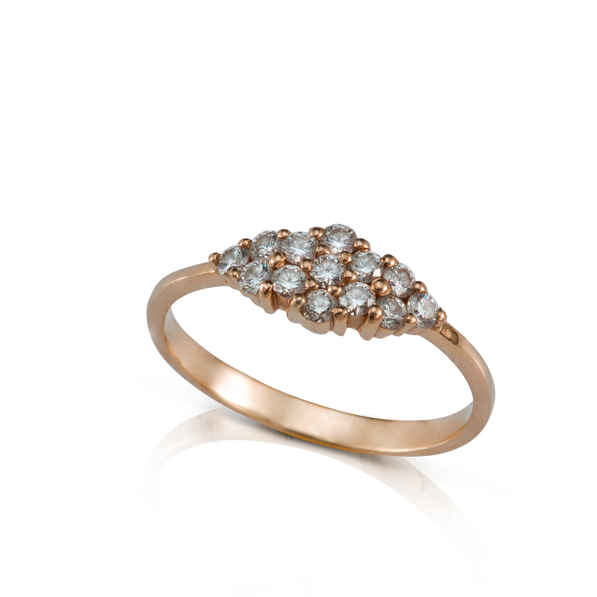 A rich diamond ring