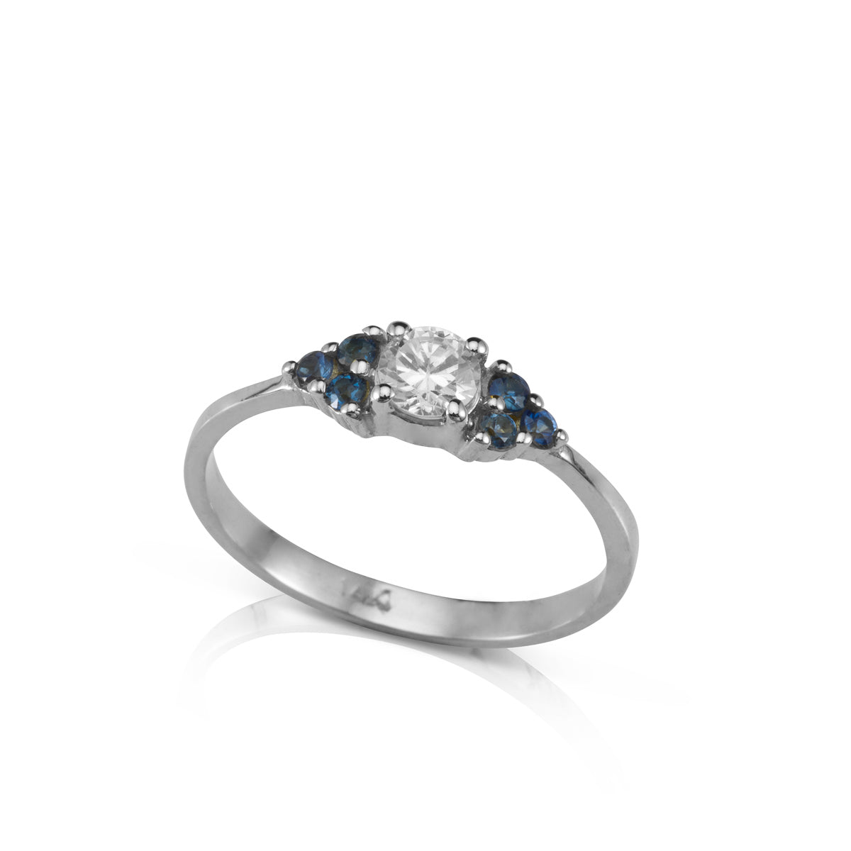 Engagement ring set with a central diamond 0.30ct and 6 sapphires