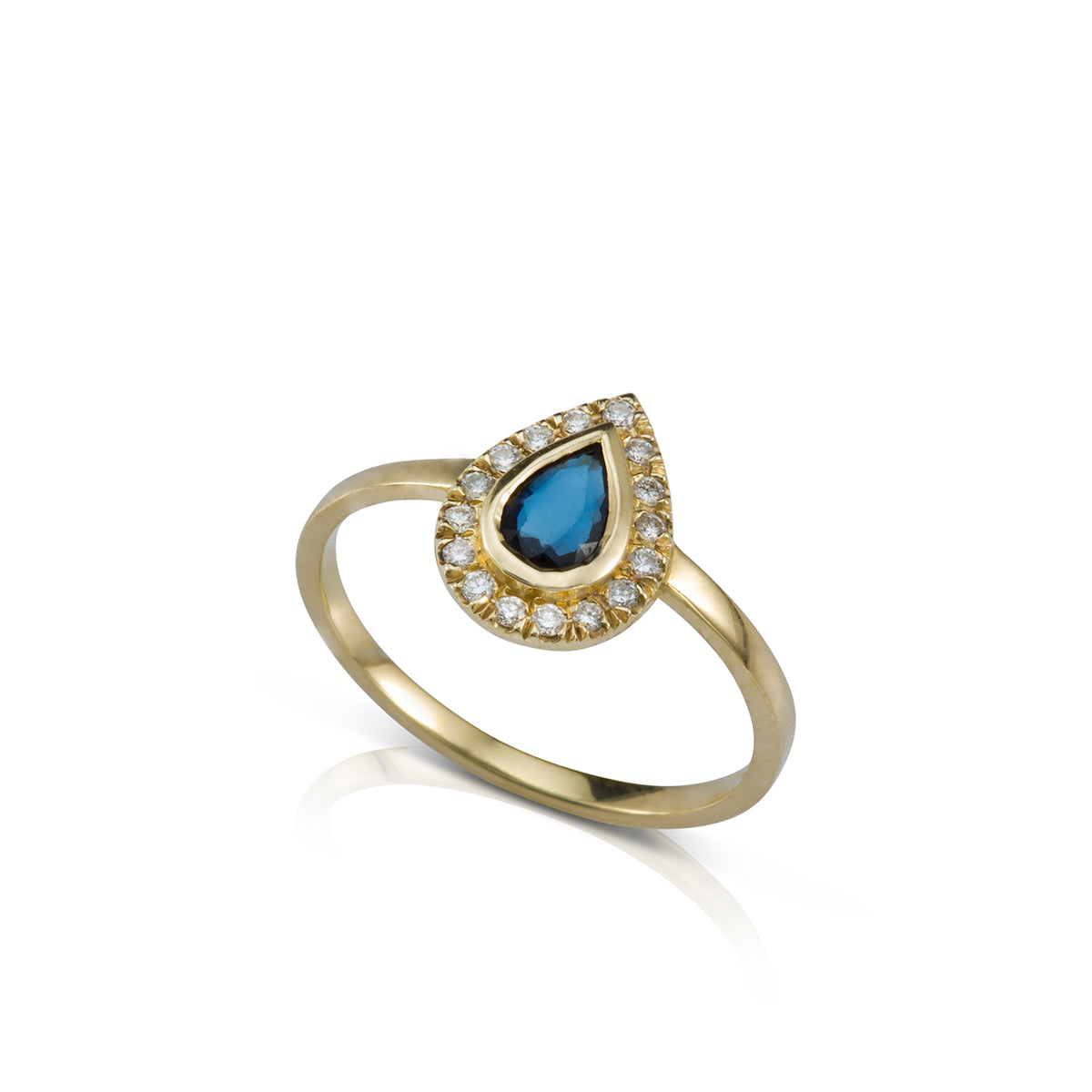 A classic gold ring set with drop-shaped sapphires and diamonds all around