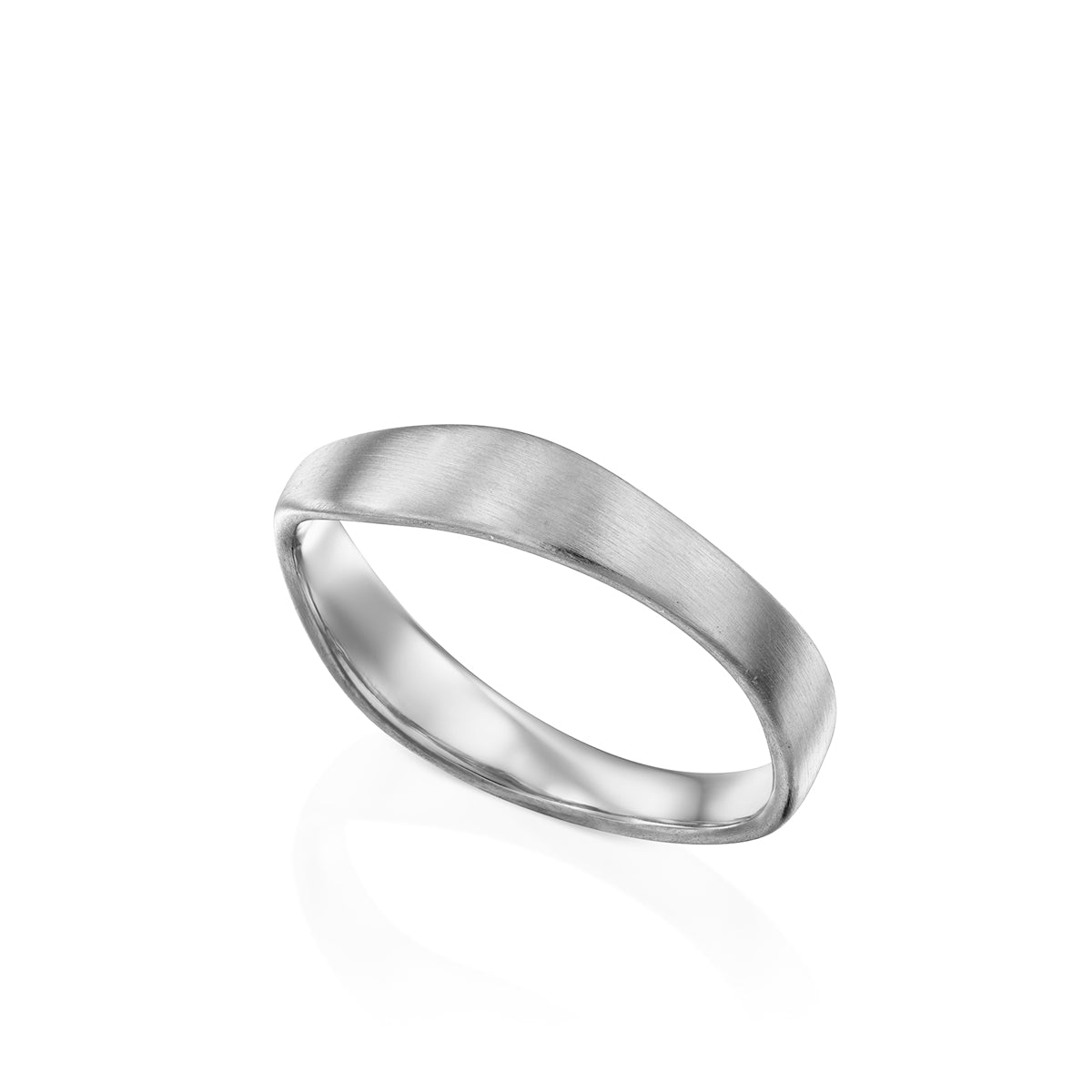 Asymmetric wedding ring for man or woman