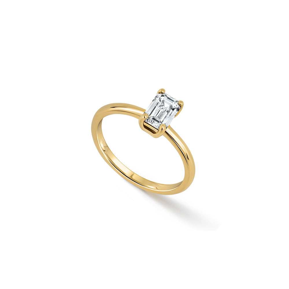 1 carat emerald cut laboratory diamond ring