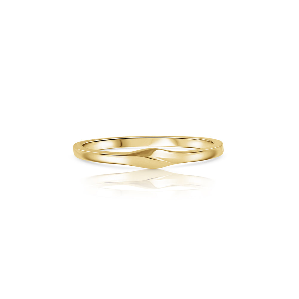 A thin wedding ring with a twist in the front part